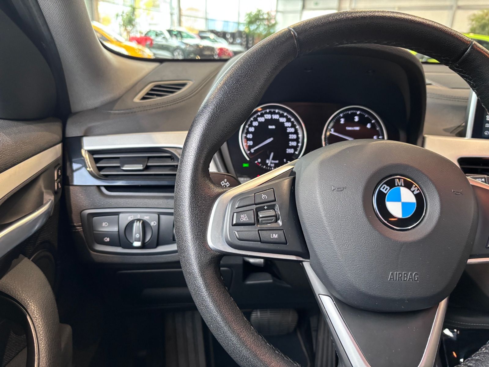 Fahrzeugabbildung BMW X2 xDrive 20 d Advantage AHK LED NAVI ALU