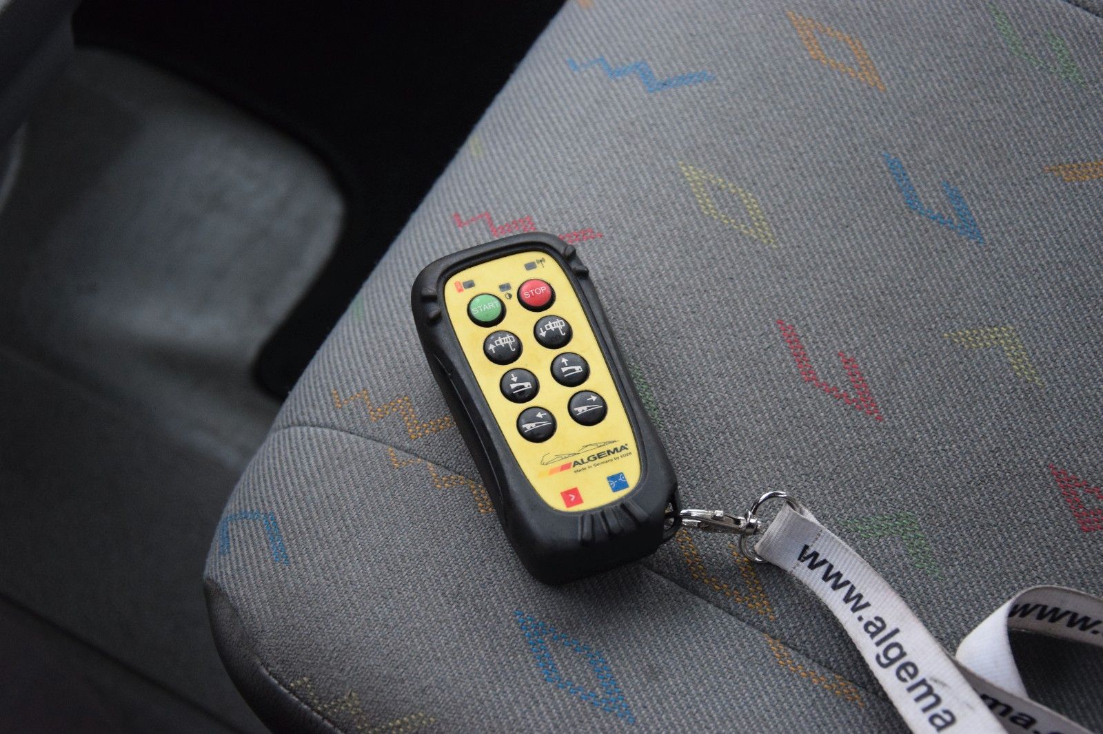 Fahrzeugabbildung Volkswagen Crafter 35 ALGEMA BLITZLADER Autotransporter