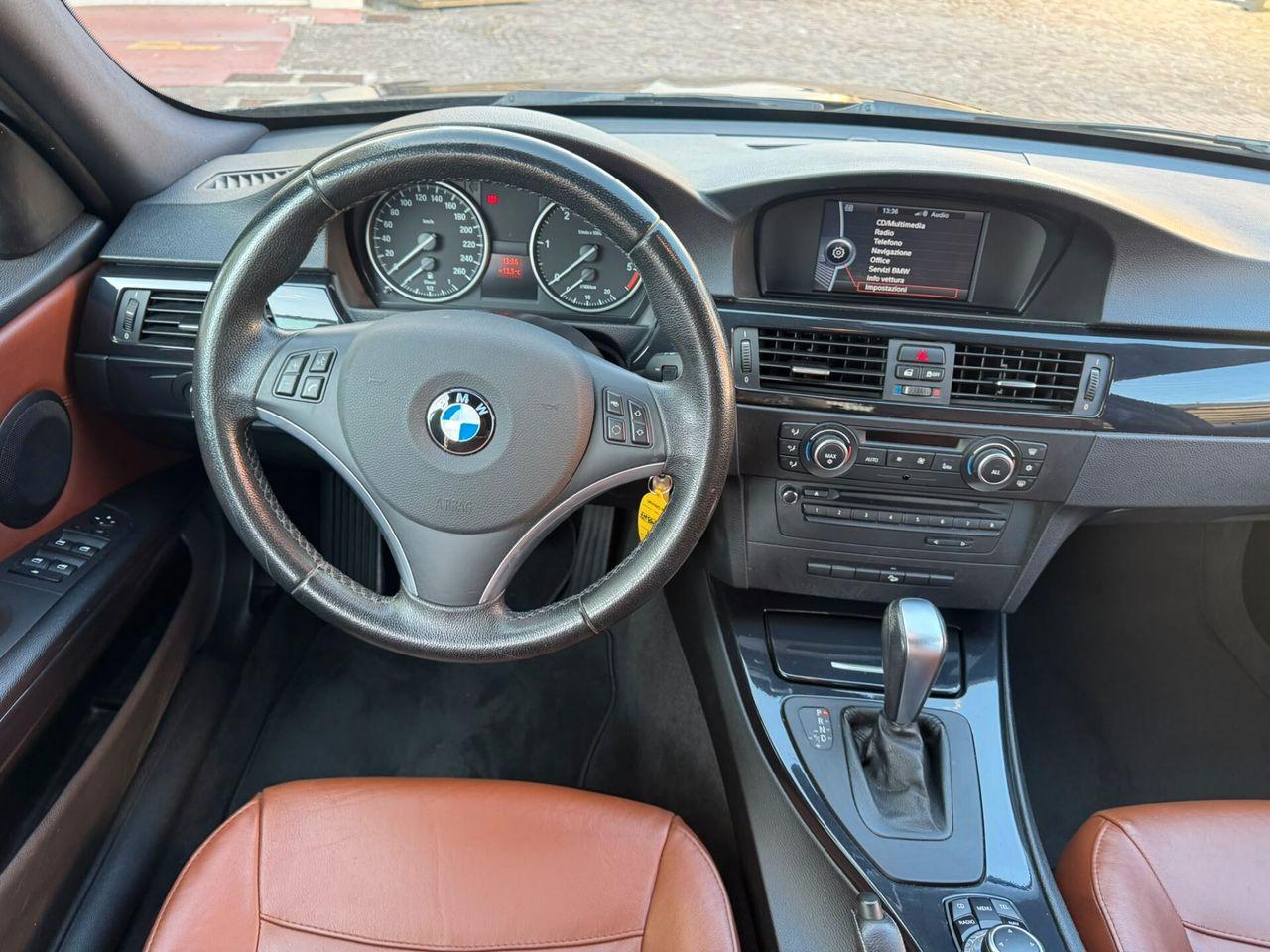 BMW 320 2011 — photo 11