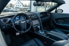 BENTLEY Continental GT 4.0 V8 S 4WD/ SPORT AGA/ MASSAGE BENTLEY Continental GT 4.0 V8 S 4WD/ SPORT AGA/ MASSAGE