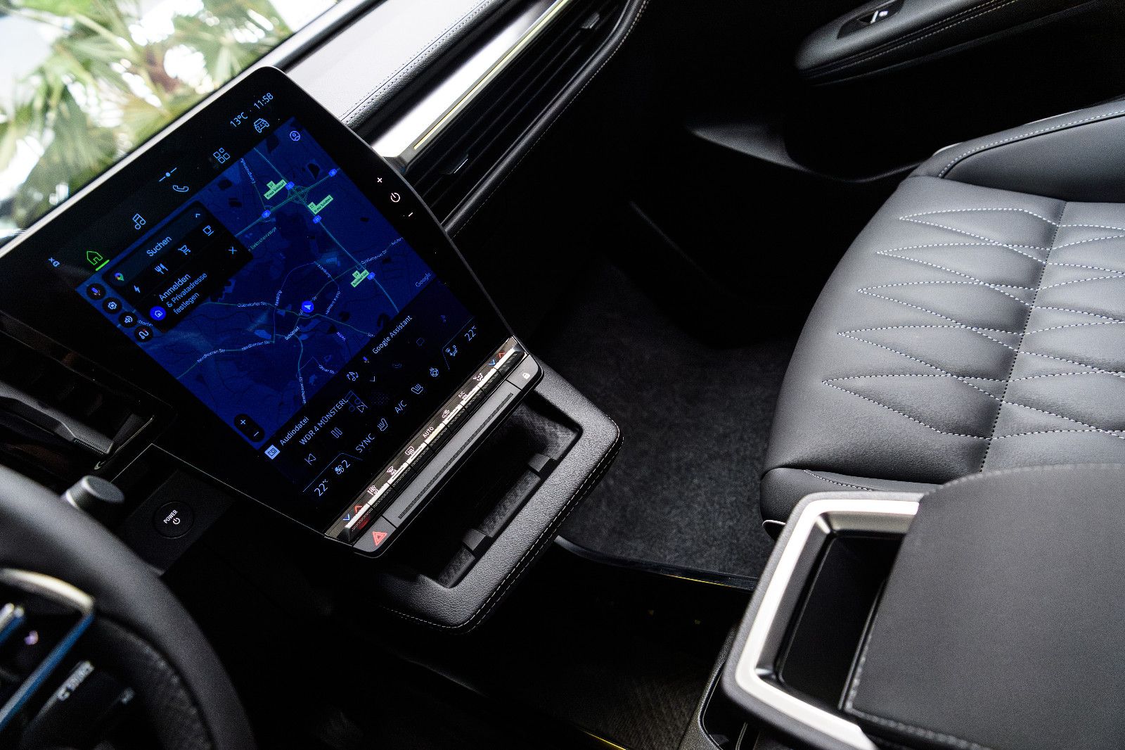 Fahrzeugabbildung Mitsubishi Eclipse Cross Luxury *22KW Laden