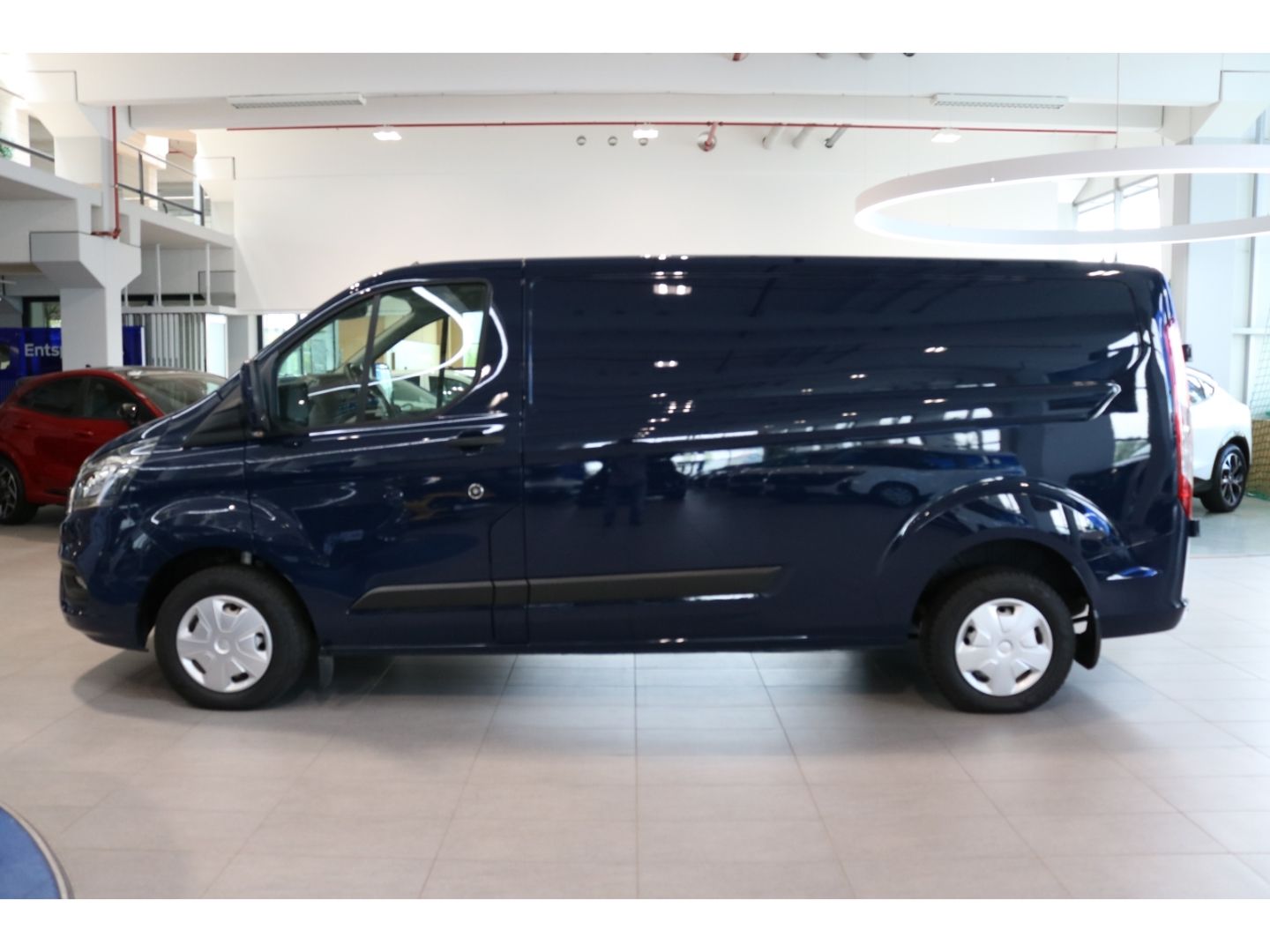 Fahrzeugabbildung Ford Transit Custom Kasten 300 L2 Trend 2.0 TDCi EU6d