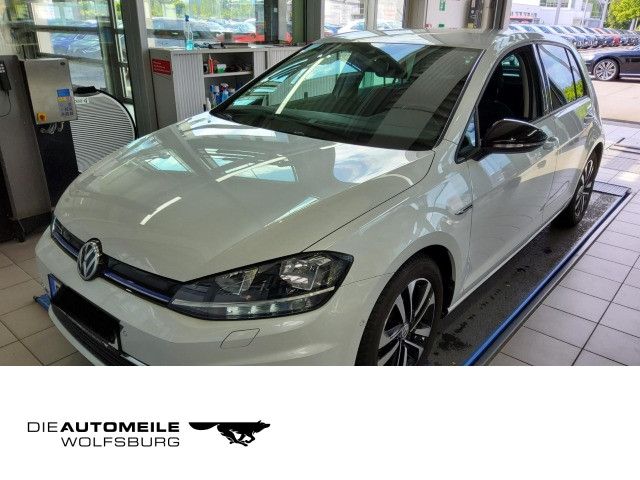 Volkswagen Golf VII 1,5 TSI BMT IQ.DRIVE AHK,Kamera,AppConn