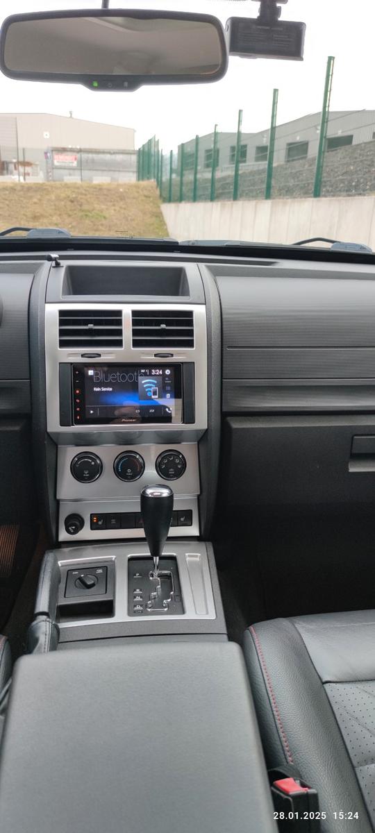 Dodge Nitro 2007 — rear view