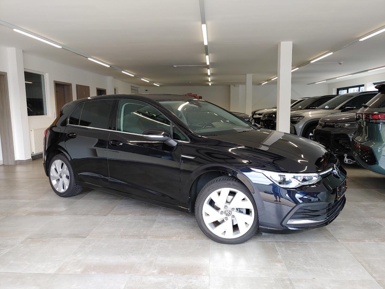 Volkswagen 1.5 eTSI DSG Style Navi/ACC/Travel/ErgoActive