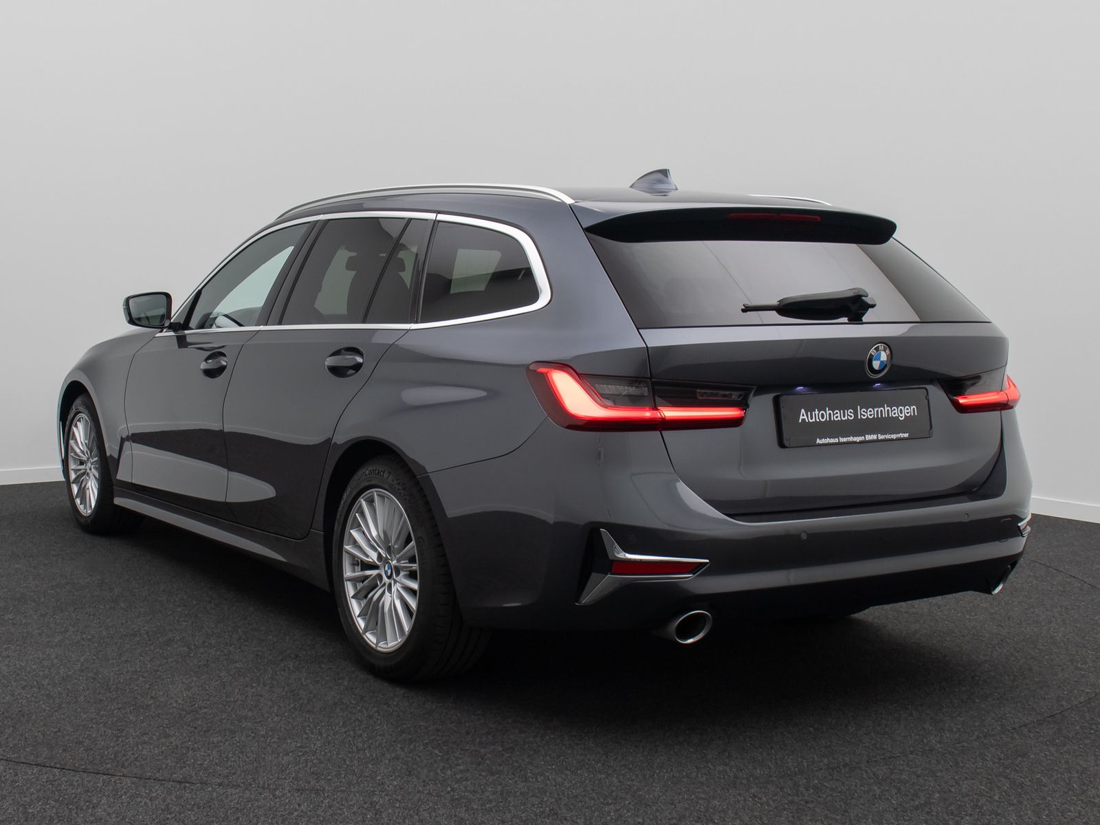 Fahrzeugabbildung BMW 320d xD Luxury Line HUD Panorama H/K Laser Voll