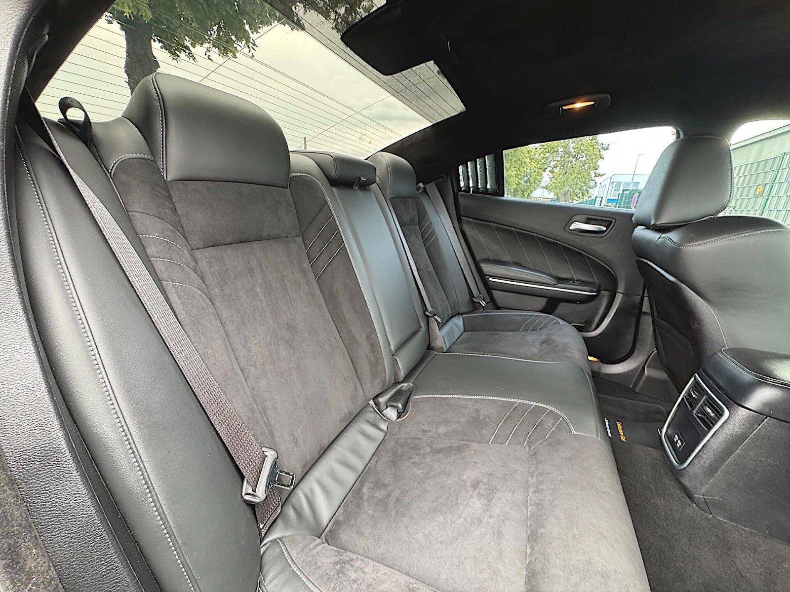 Fahrzeugabbildung Dodge Charger 6.4 SRT Black Edition WIDE BODY Perform.