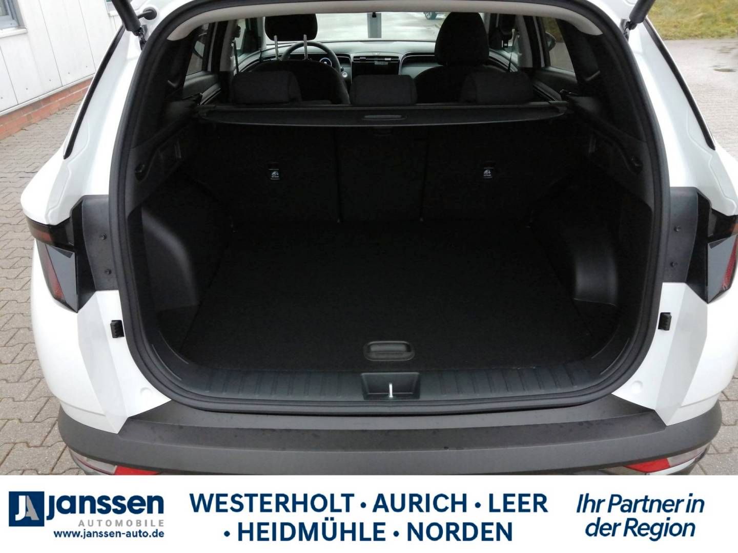 Fahrzeugabbildung Hyundai TUCSON Hybrid TREND Assist.-Paket, el. Heckklapp