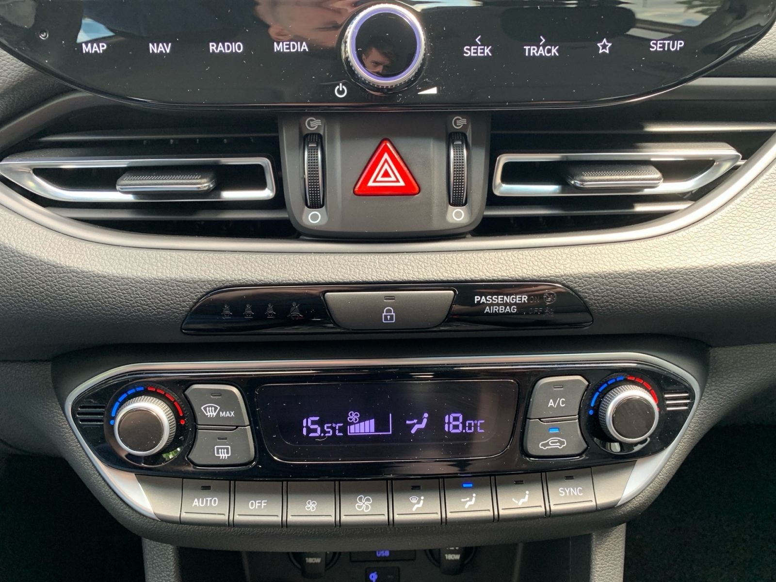 Fahrzeugabbildung Hyundai i30 Kombi 1.5 T-GDI Trend Mild-Hybrid Navi Komfo
