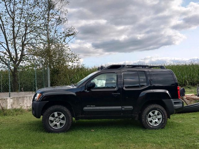 Nissan XTERRA 4.0 V6 269 PS ähnlich Pathfi...