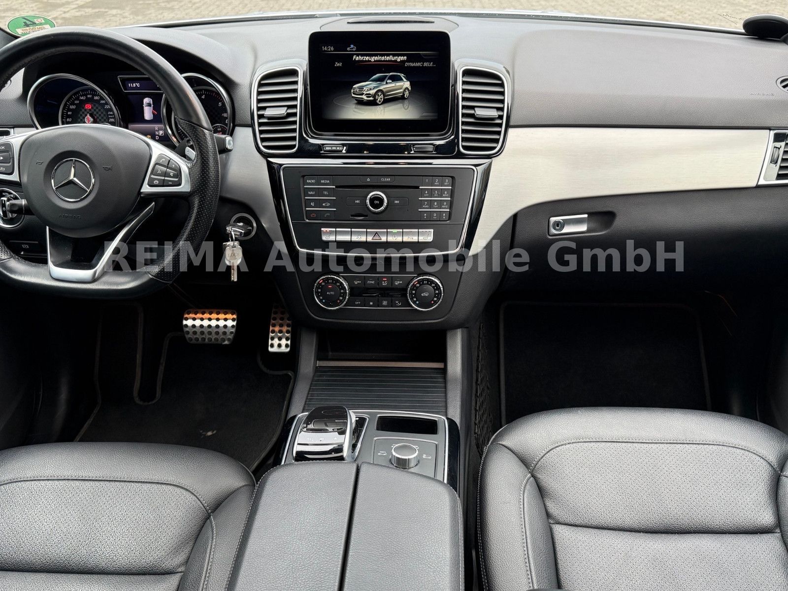 Fahrzeugabbildung Mercedes-Benz GLE 250 d AMG-Paket, LED, H&K, DAB, Leder