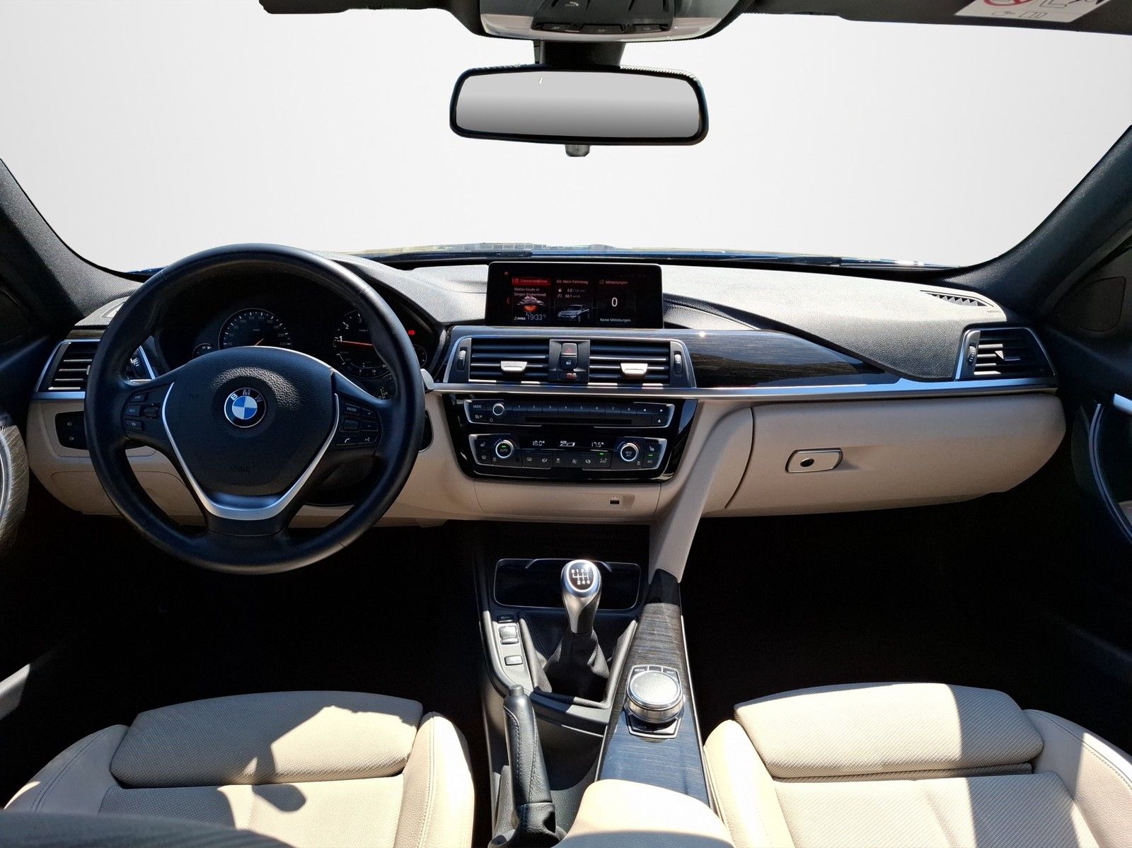 BMW 320i Touring Sport Line Shadow KLIMA / LED / NAV - Image 10