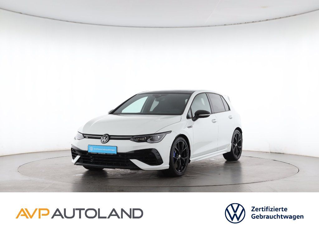 Volkswagen Golf VIII R 2.0 TSI DSG 4MOTION NAVI PANO foto 1