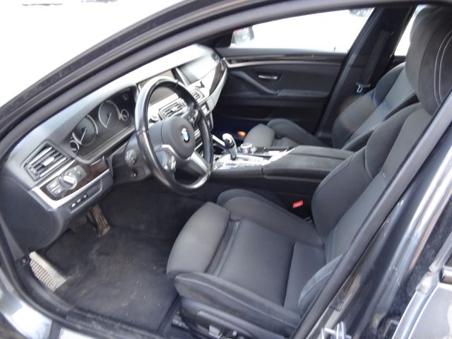 Fahrzeugabbildung BMW 520d xDrive/M Sport/HUD/Kamera/Navi/2.Hd/