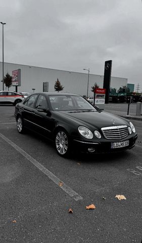 Mercedes-Benz E-Klasse W211 E280 CDI 4Mati...