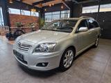 Toyota Avensis Kombi 2.0*XENON*TEMPMT*EINPARKHILFE*SHZ - gebrauchte Toyota Avensis aus dem Jahr 2007