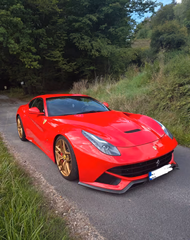 Ferrari F12 berlinetta - Novitec + Schalensitze carbon