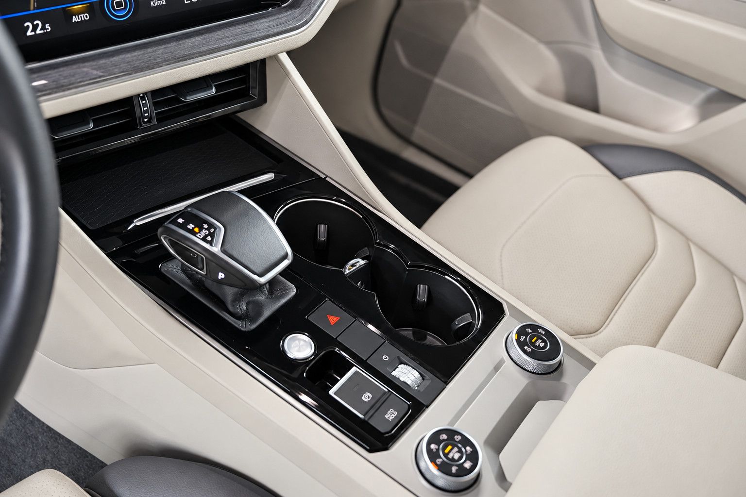 Fahrzeugabbildung Volkswagen Touareg Elegance 4Motion *InnovisionCockpit*LED