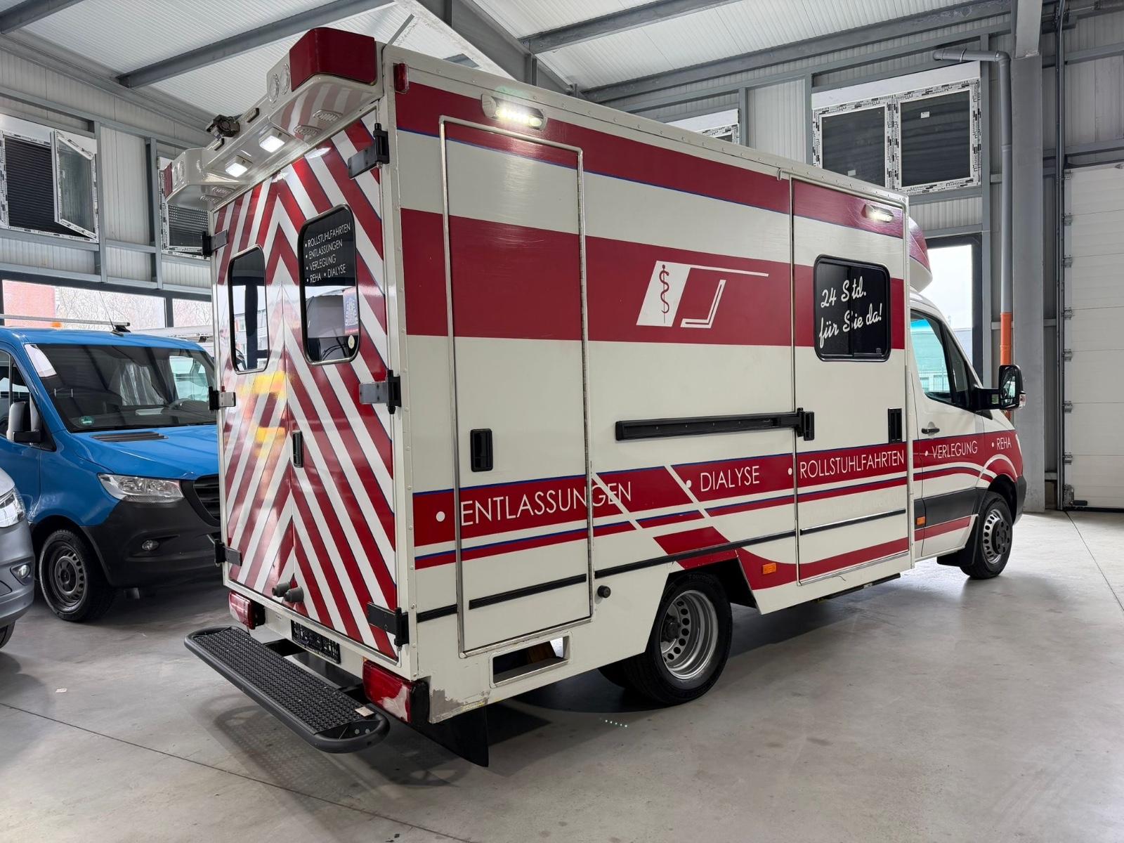 Mercedes-Benz Sprinter II 516 RTW/KTW KOFFER*RETTUNGSFAHRZEUG*