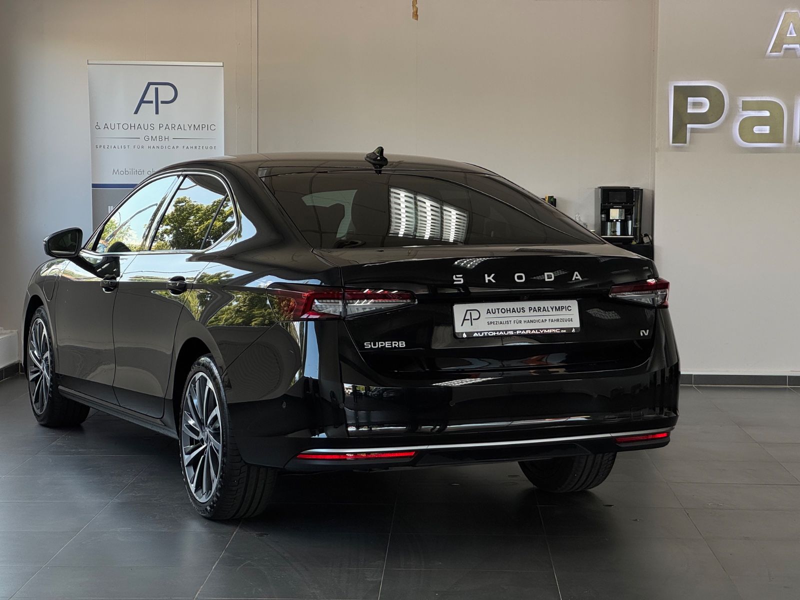 Skoda Superb Lim. 1.5 TSI iV 150 kW L&K *DCC*CANTON foto 4