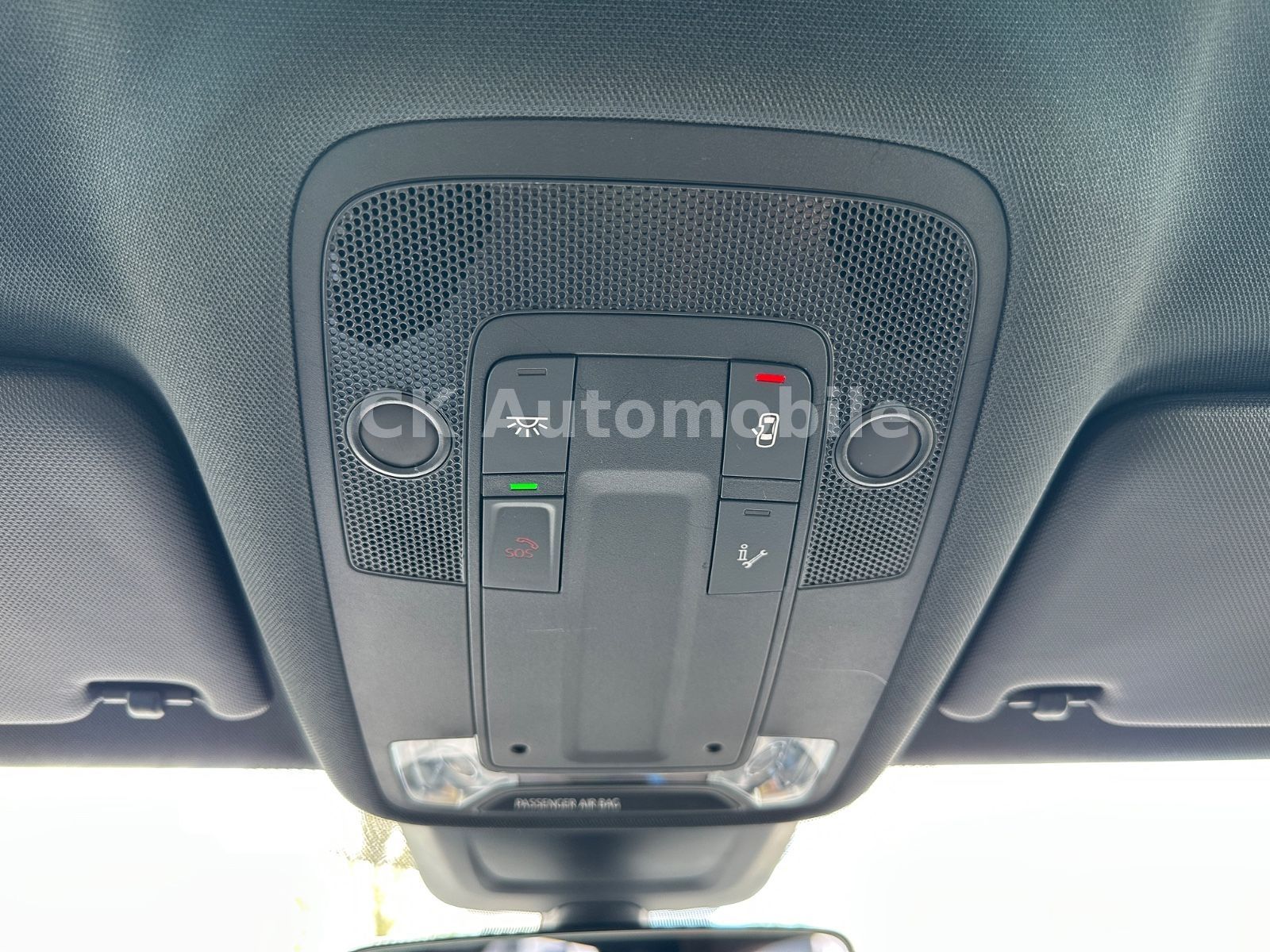 Fahrzeugabbildung Audi A1 Sportback 30 TFSI DSG S-Line/MMI Plus/PDC