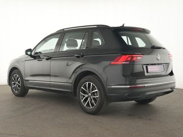 Volkswagen Tiguan - 8