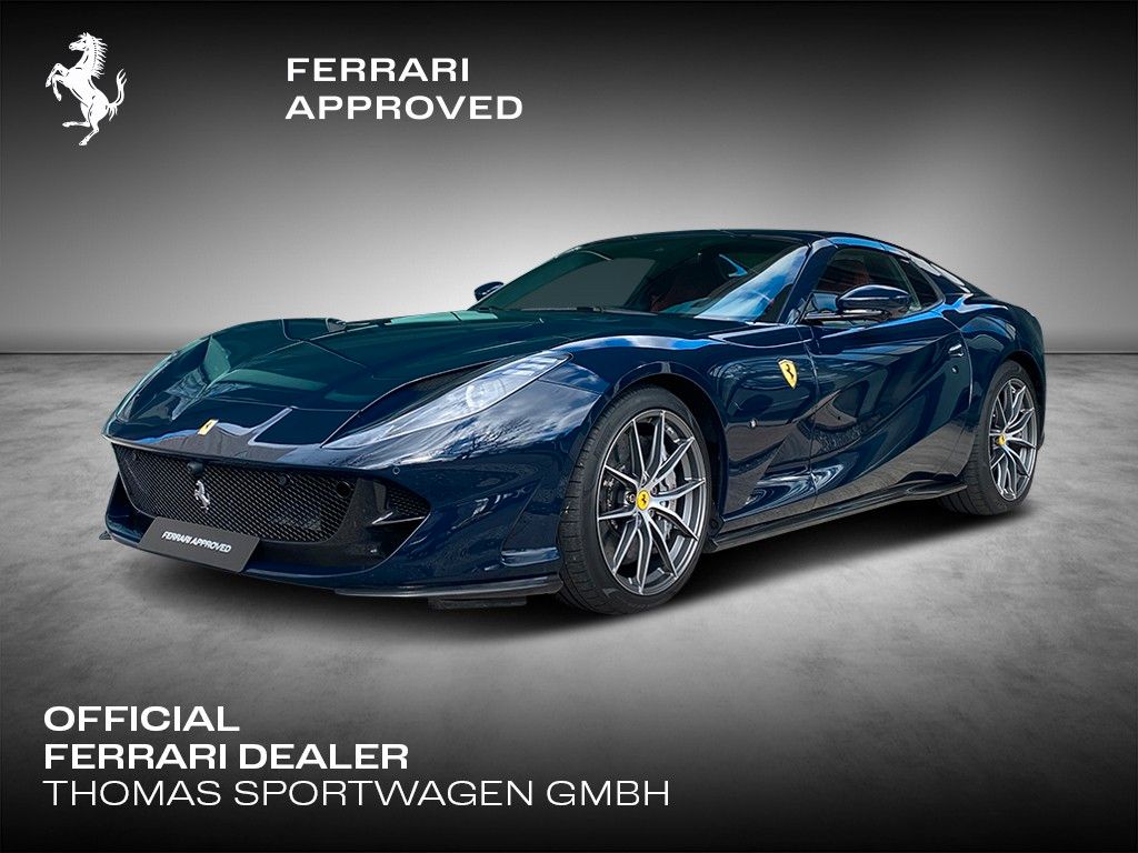 FERRARI 812