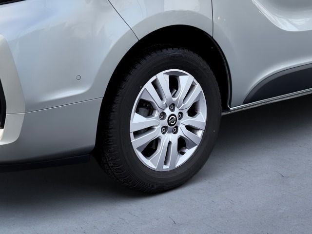 Fahrzeugabbildung Nissan Primastar Kombi9 L1H1 2,8t dci170 DCT TEKNA 2ST