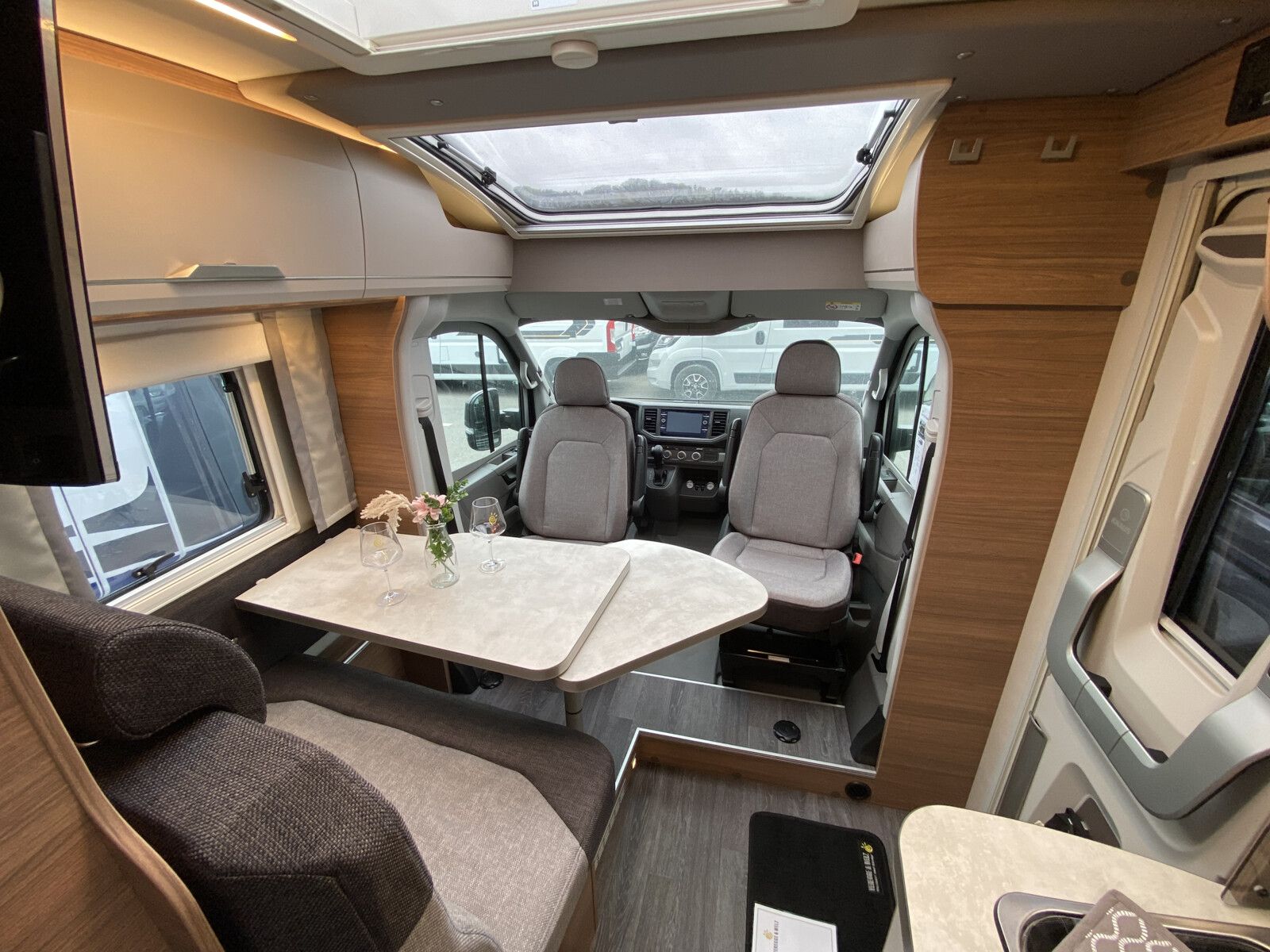 Fahrzeugabbildung Knaus Van TI VW VANSATION 640 MEG