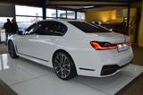 BMW 740 d xDrive M Sport SOFT-CLOSE / XENON / NAVI - BMW 740: D