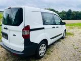 Ford Transit Courier Trend - Ford Transit mit Diesel-Antrieb: Kleinbus