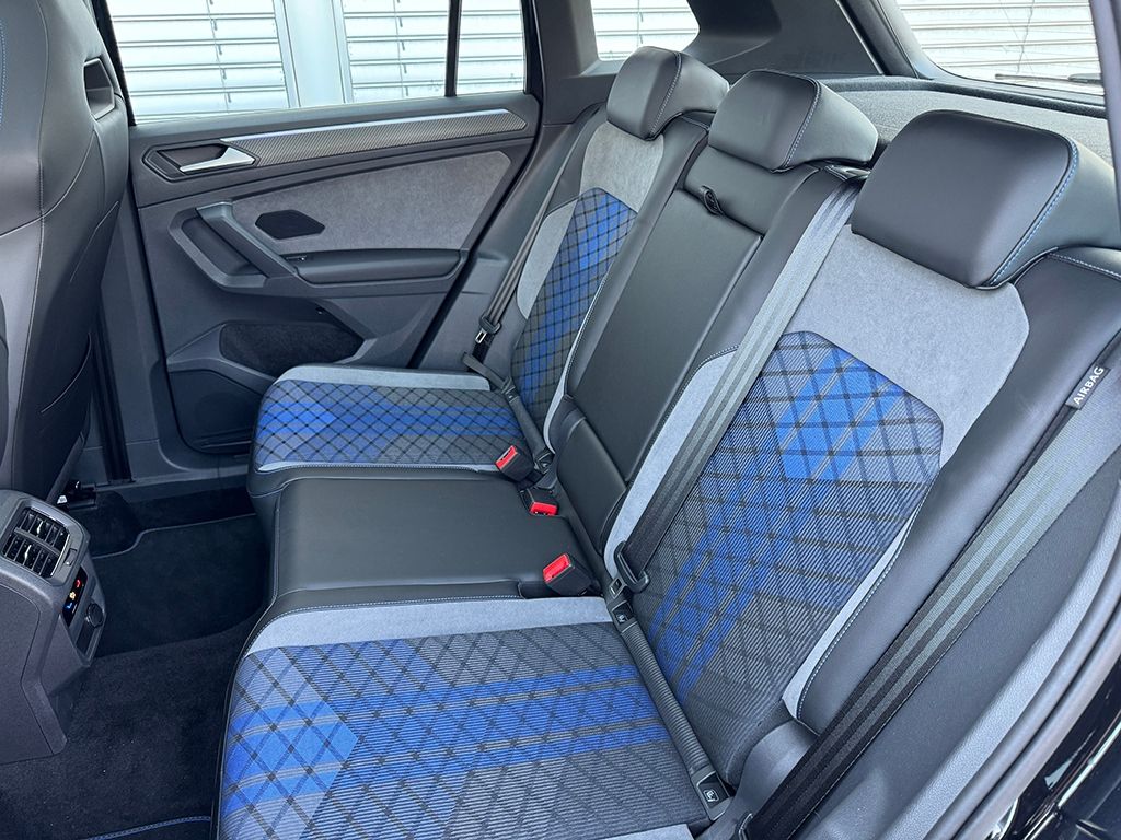 Tiguan R 2.0 TSI 4MOTION *H&K*PANO*MATRIX*