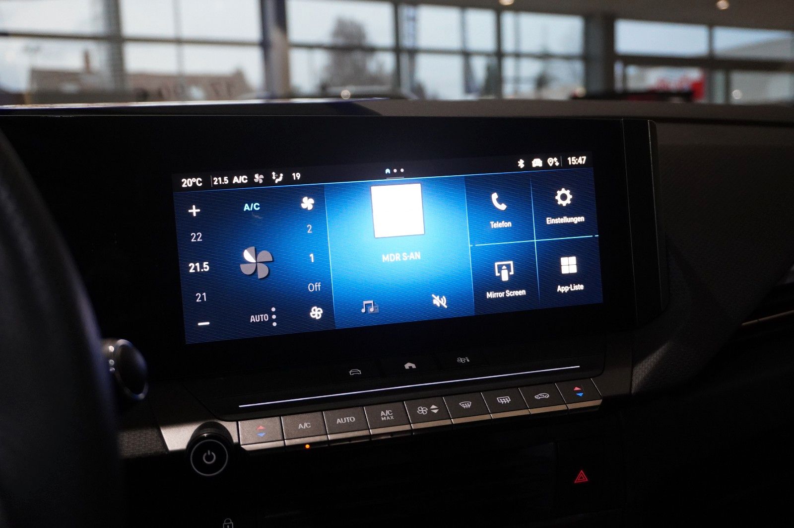 Fahrzeugabbildung Opel Astra L Lim. 1.2T ELEGANCE NAVI/LED/KAMERA/SPORT