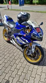 Yamaha R1 RN19  - Offers