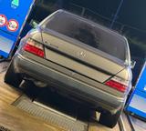 Mercedes-Benz Mercedes Benz W124 230 CE - Mercedes-Benz 230: Ce W124