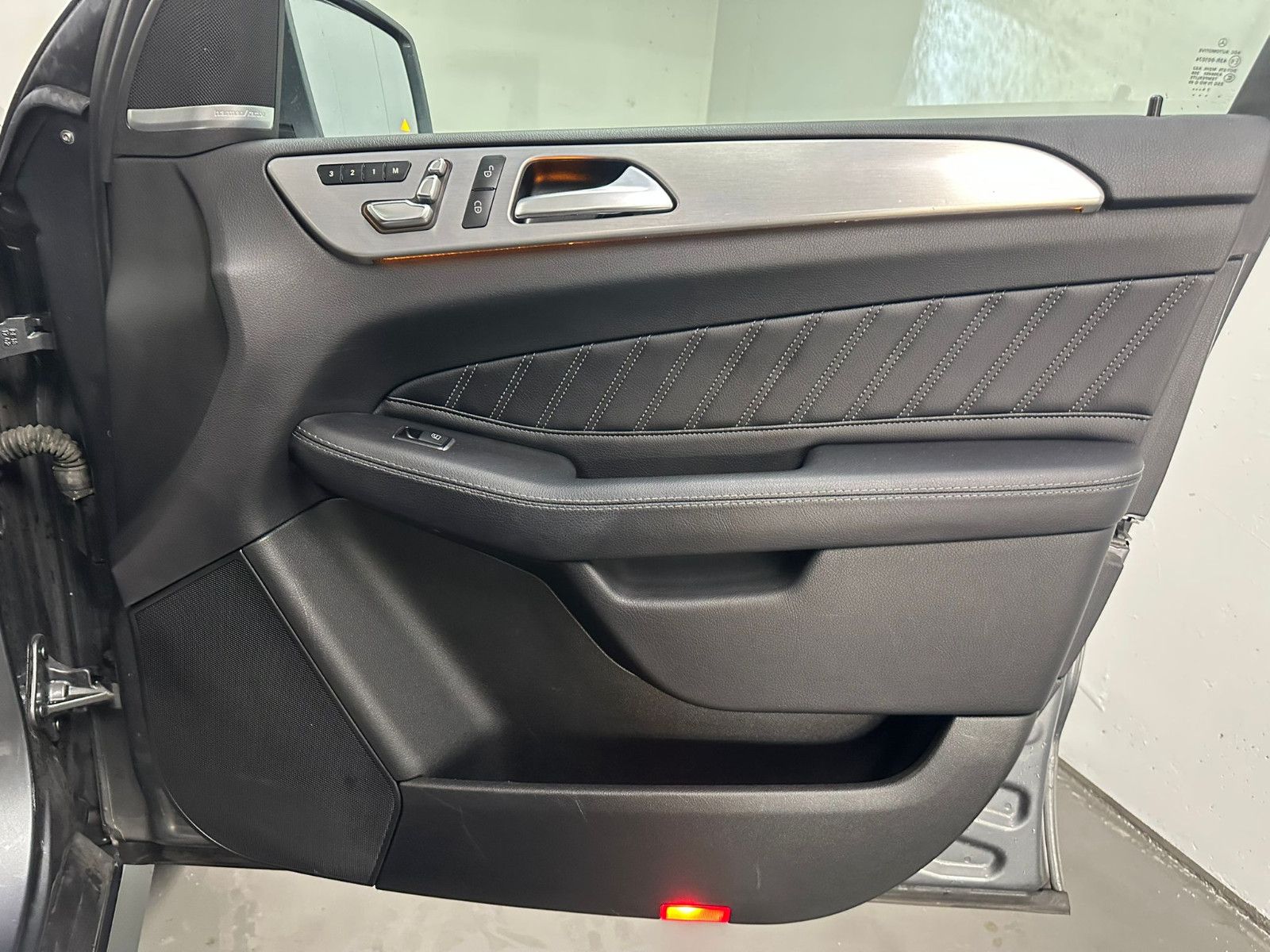 Fahrzeugabbildung Mercedes-Benz GLE 500 4MATIC AMG*PANO*360*SDH*DISTRO*AHK*
