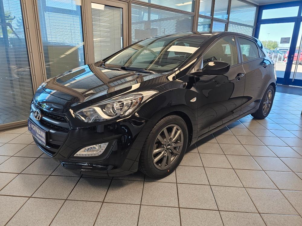 Hyundai i30 1.Hand,PDC,Klimaautomatik,Winterräder