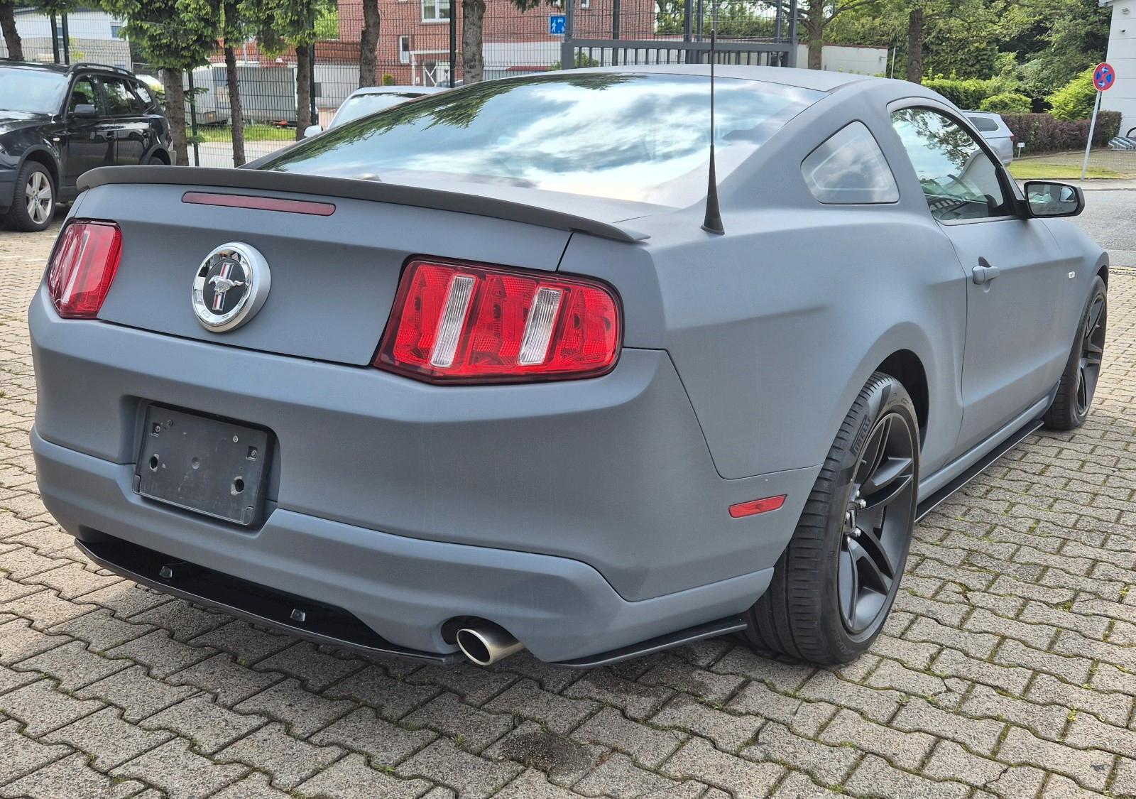 Ford 4.0 V6 Coupe Matt lackiert  Sportfahrwerk 18"