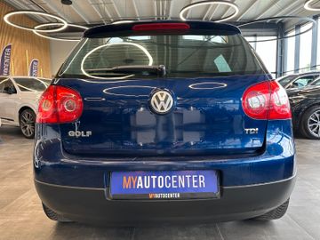 MYAUTOCENTER – Gebraucht- und Jahreswagen mit Werkstattservice in Pfaffenhofen Volkswagen Golf V Lim. Trendline *TÜV*Klima*