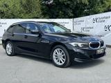 BMW 320 d Mild Hybrid xDrive  *LED*NAVI*SHZ*CURVED*  - BMW 3er Reihe: 320d