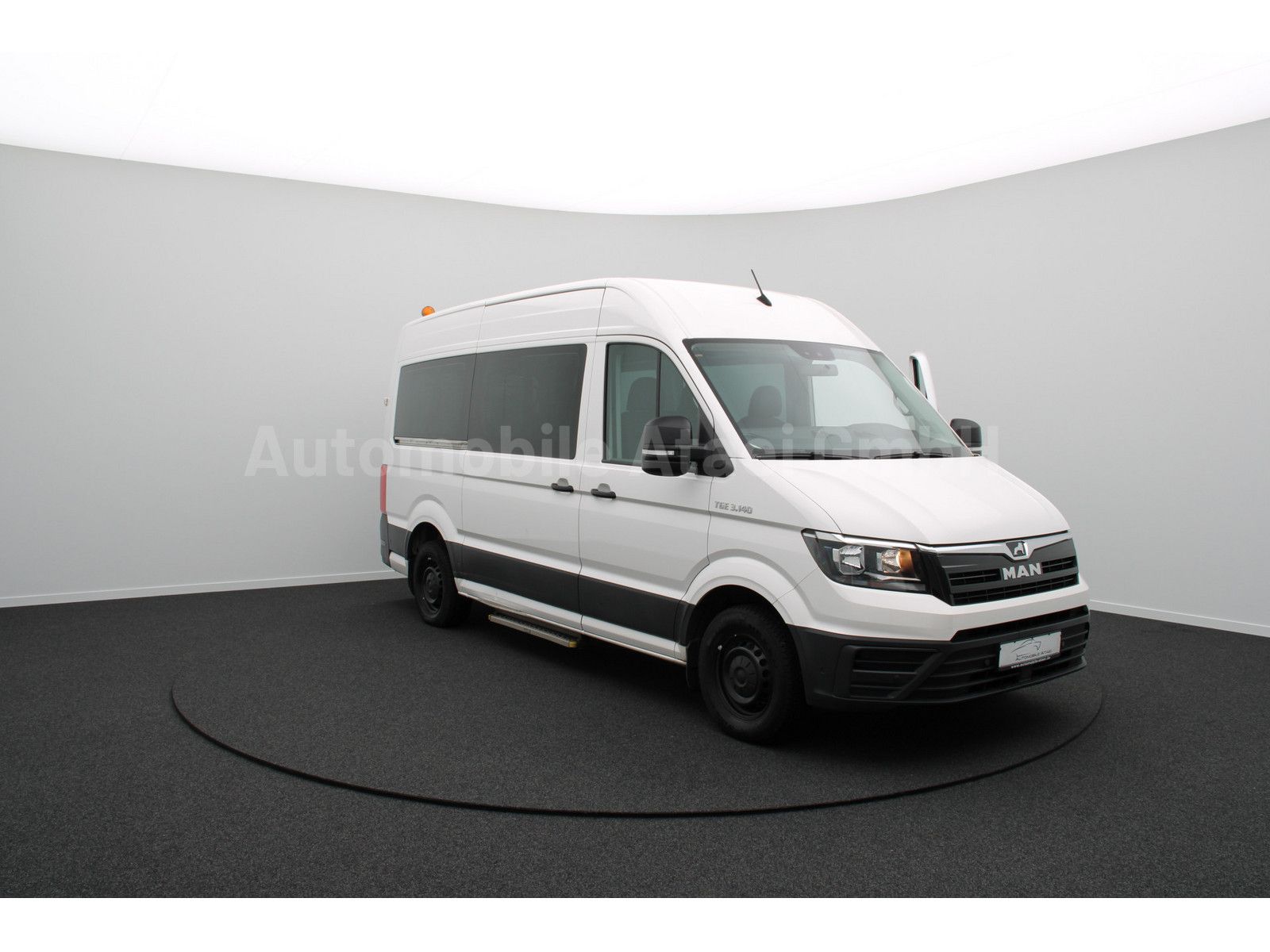 Fahrzeugabbildung MAN TGE 3.140 Kombi *ROLLSTUHL-LIFT* 6-SITZE 9331