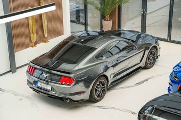 Ford Mustang - 6