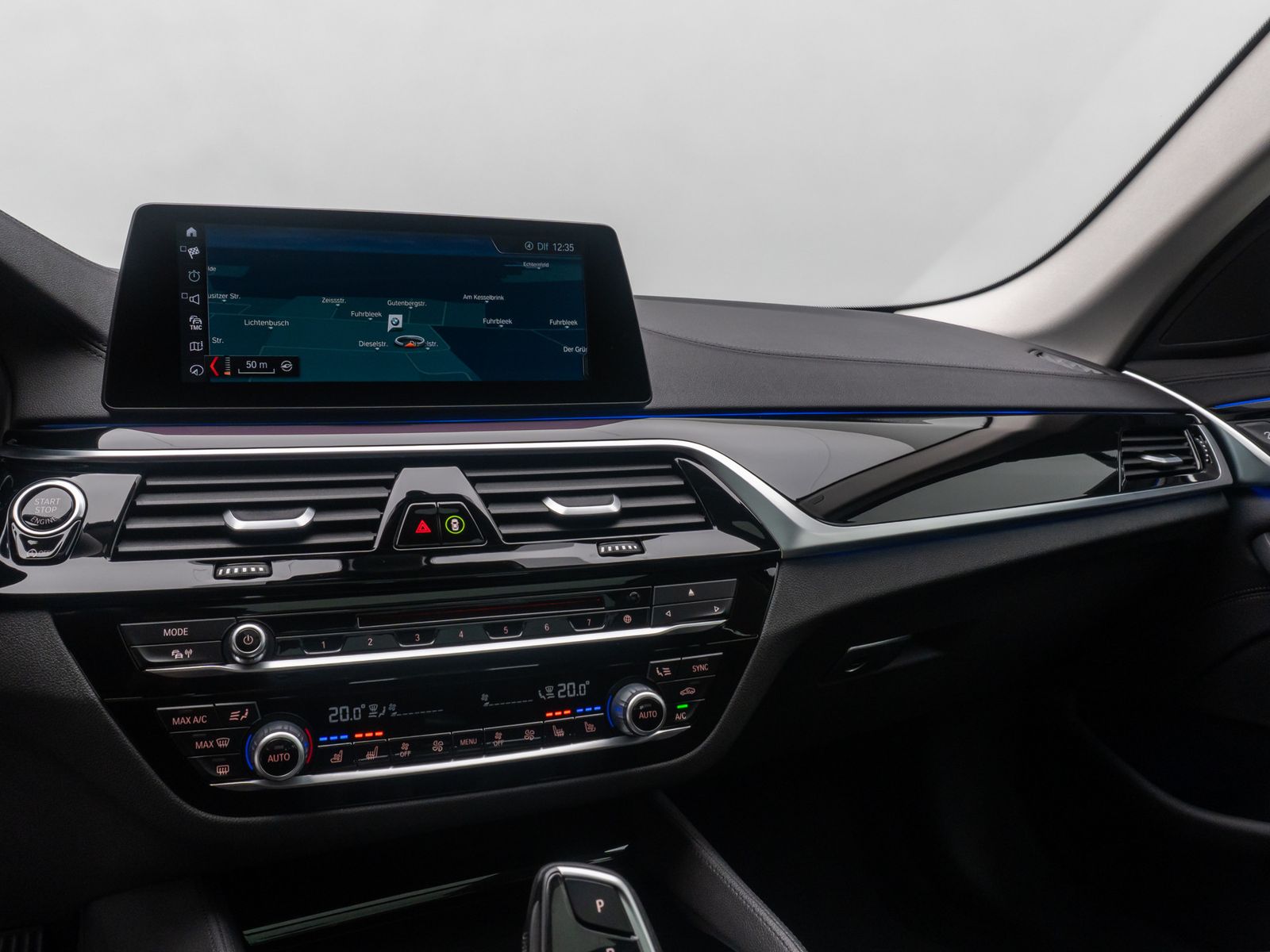 Fahrzeugabbildung BMW 520d Luxury Line 360&deg;DAB Alarm DisplKey Panorama