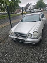 Mercedes-Benz Mercedes W210 E430 - Mercedes-Benz E 430 aus 1998
