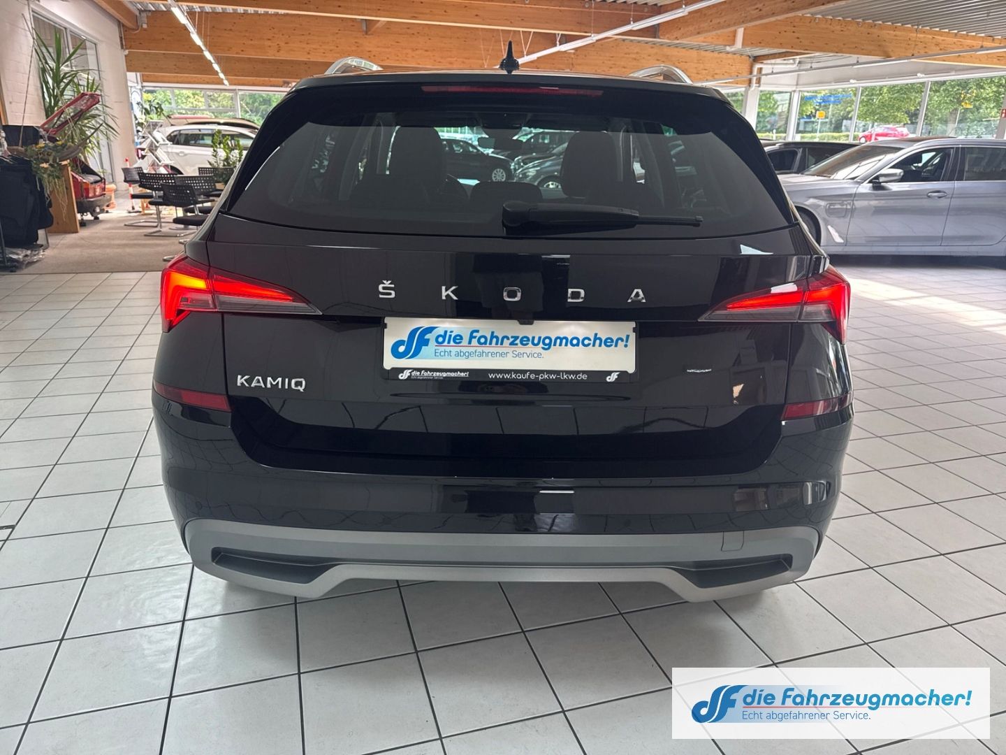 Fahrzeugabbildung SKODA Kamiq Style 1.0 TSI Navi Digitales Cockpit LED