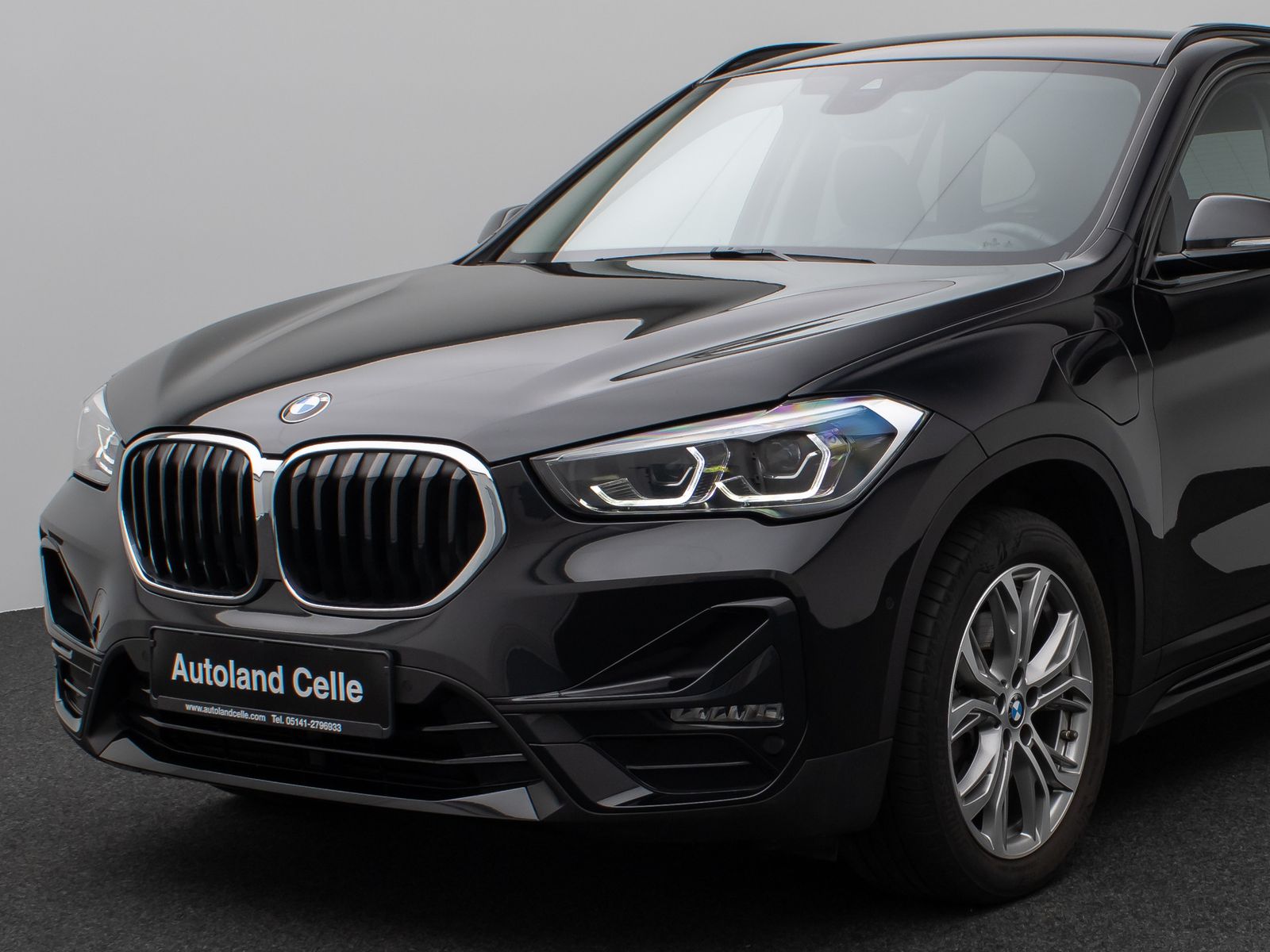 Fahrzeugabbildung BMW X1 xD25e Sport Line Kamera DAB HiFi LED 18Zoll