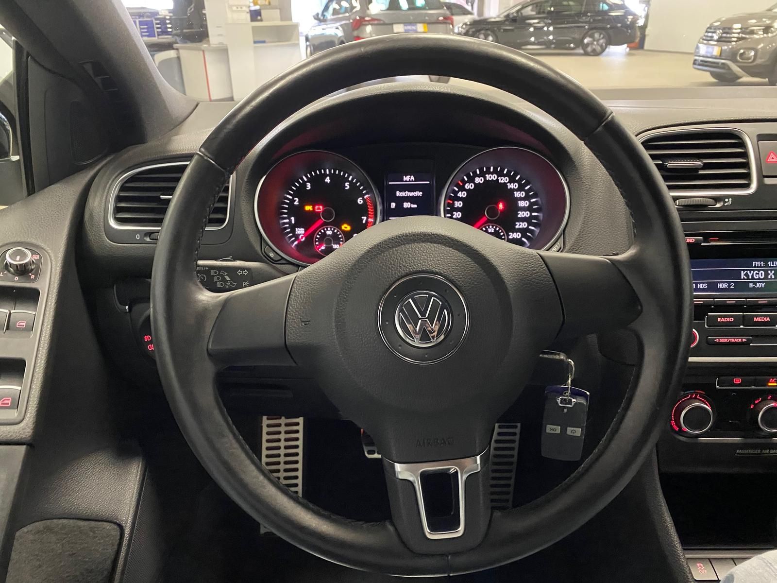 Fahrzeugabbildung Volkswagen Golf 6 VI 1.2 TSI Xenon+Standheizung+ALU 17"+PDC