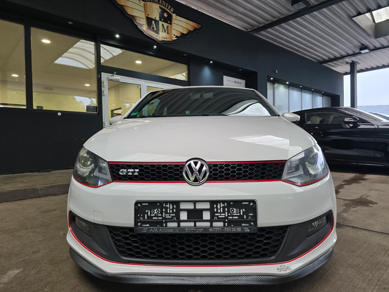 VOLKSWAGEN POLO V - GTI -  DSG - 179 CV- BI-XENON