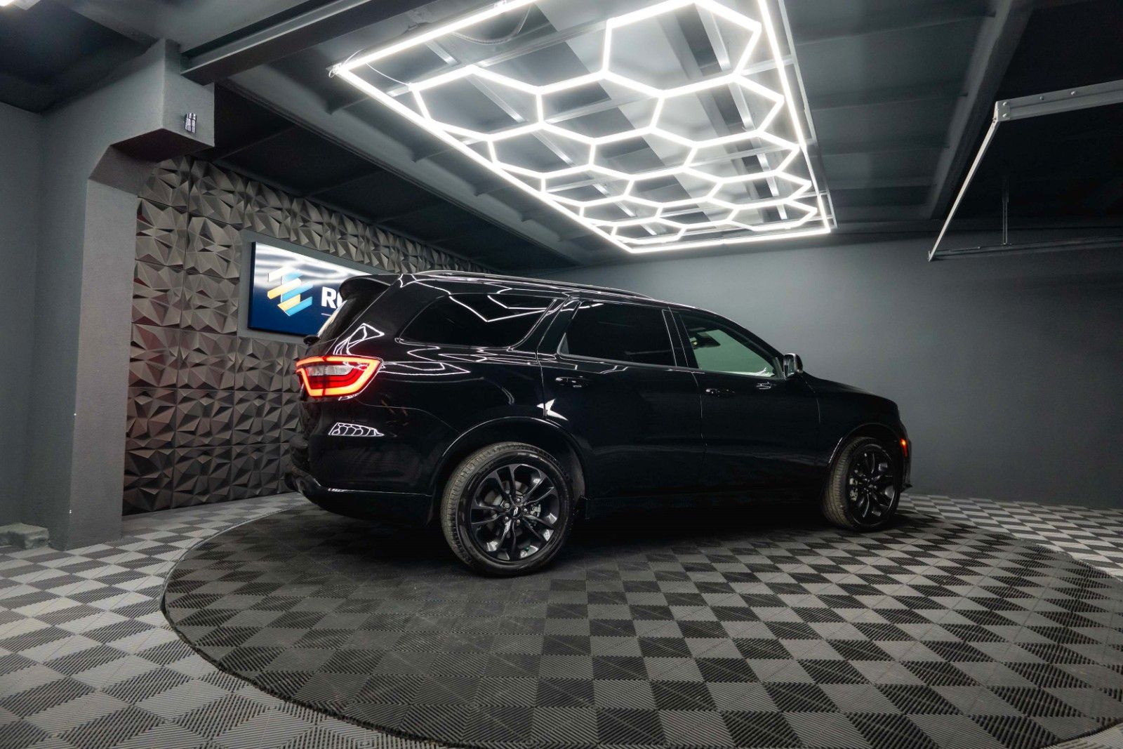 Fahrzeugabbildung Dodge Durango 3.6 V6 GT 4x4 Night-Paket SRT PREMIUM+