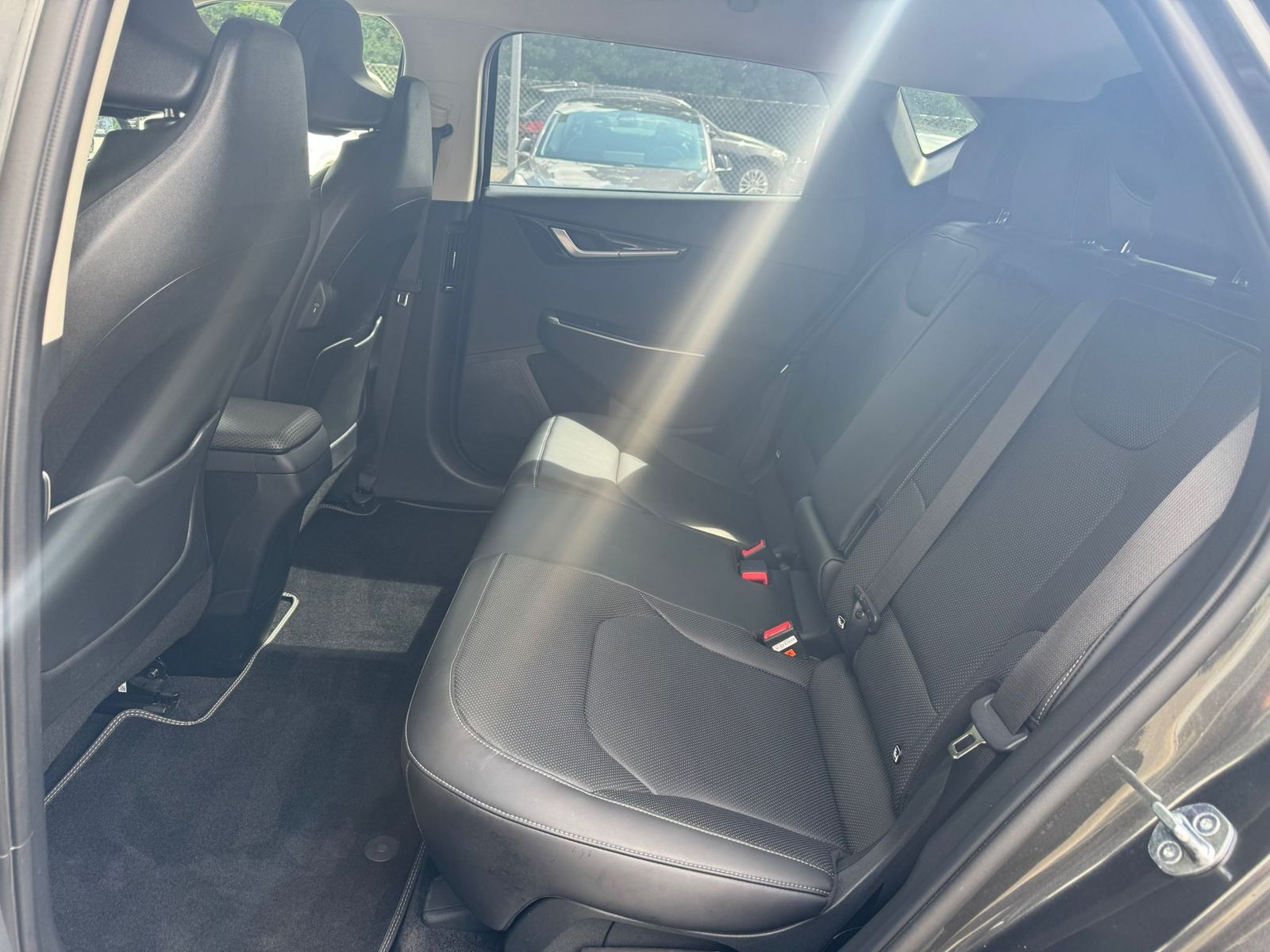 Fahrzeugabbildung Kia EV6 2WD NAVI+LED+SHZ+HEAD+KAMERA+DAB+ACC+19"+